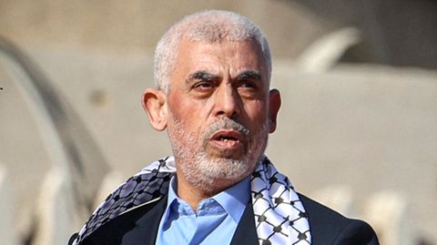 Hamas-Anführer Jihia al-Sinwar, soll bei dem Treffen akzentfreies Hebräisch mit den Geiseln gesprochen haben