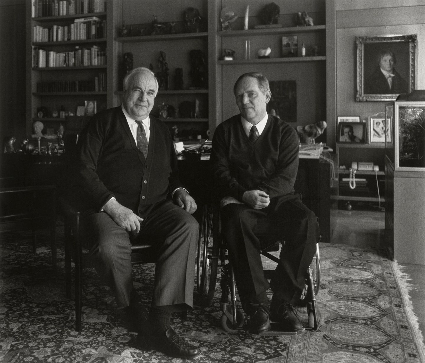 Helmut Kohl mit seinem Wunschnachfolger Wolfgang Schäuble im Januar 1997 im Arbeitszimmer des Bundeskanzlers.