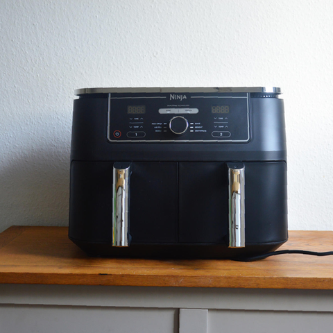 Ninja Heißluftfritteuse in der Küche
