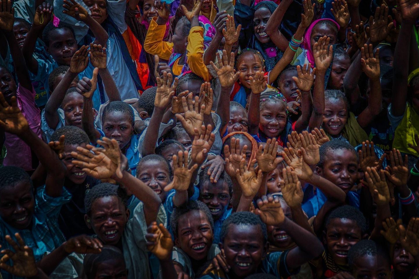 Kinder im Sudan fordern Bildung