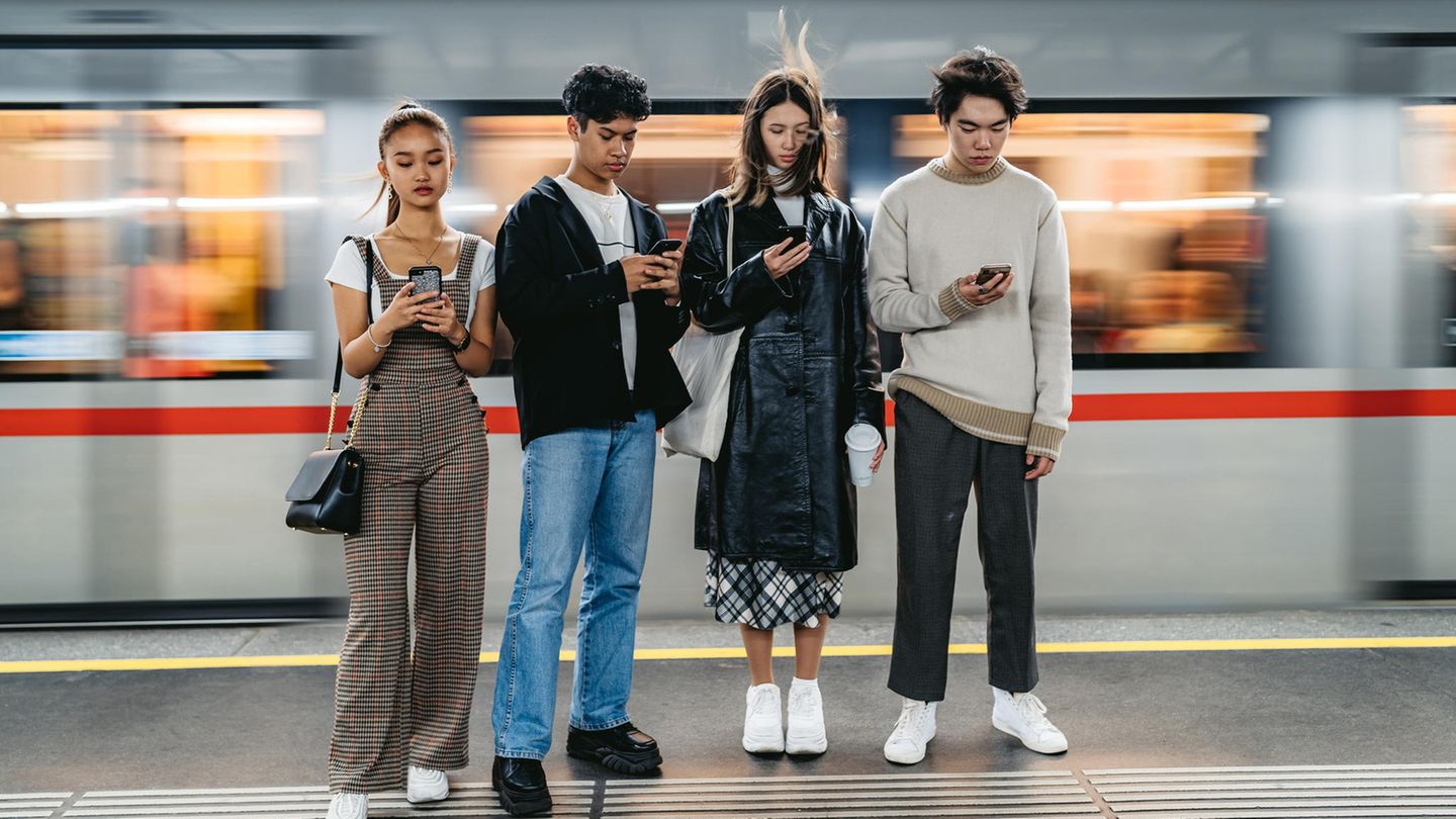 Das Handynetz ist in der Bahn nach wie vor am schwächsten
