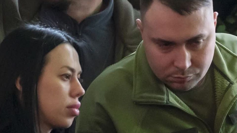 Video: Frau von ukrainischem Spionage-Chef offenbar vergiftet