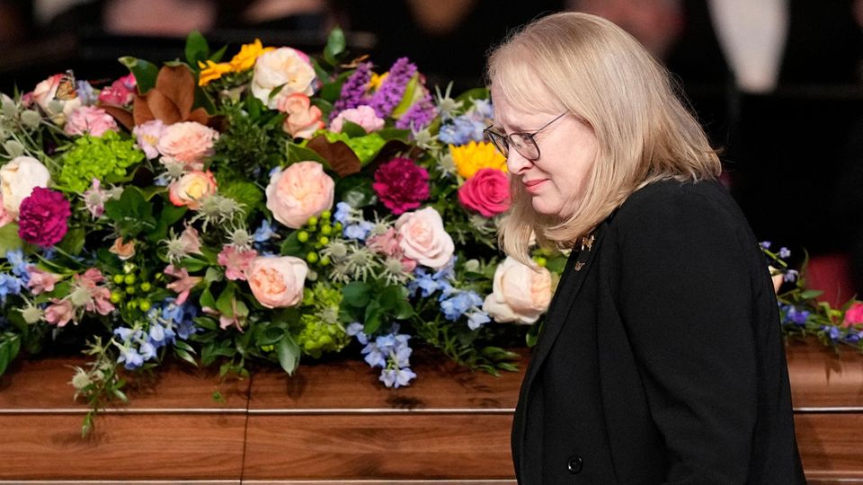 Rosalynn Carter: Bewegende Trauerfeier für ehemalige First Lady – Tochter liest Liebesbrief von Jimmy Carter vor
