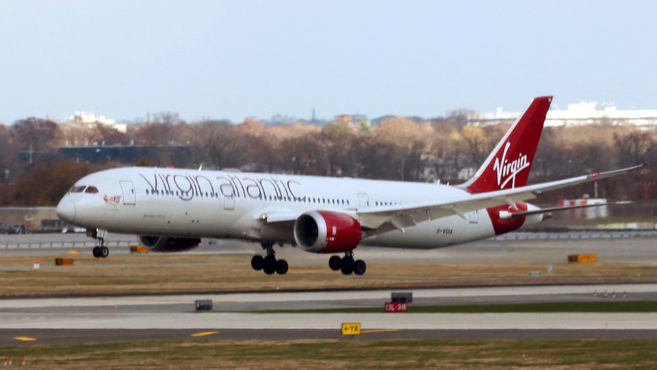 Mit altem Speiseöl: Von London nach New York: Airline vermeldet ersten Transatlantik-Flug mit nachhaltigem Treibstoff Mit altem Speiseöl: Von London nach New York: Airline vermeldet ersten Transatlantik-Flug mit nachhaltigem Treibstoff