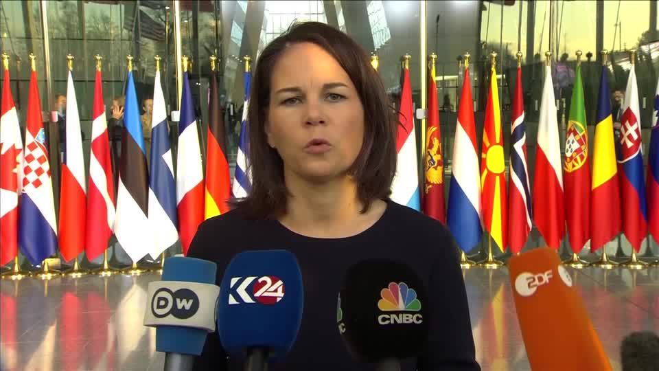 Video: Baerbock fordert "Winterschutzschirm" für Ukraine Video: Baerbock fordert "Winterschutzschirm" für Ukraine