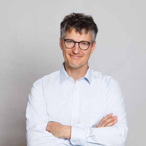 Armin Paasch ist Menschenrechtsexperte bei Misereor und vertritt VENRO, einen Verbund von deutschen Organisationen der Entwicklungszusammenarbeit, beim Bundesarbeitsministerium