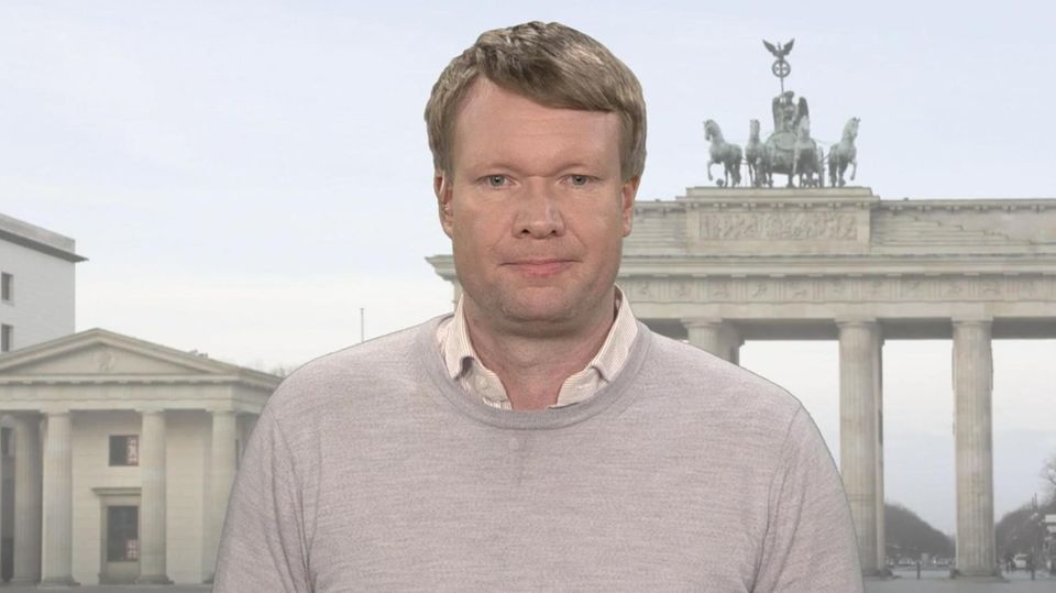 Benko-Pleite: Signa-Holding stellt Antrag auf Sanierungsverfahren – Experte erklärt Auswirkungen und Möglichkeiten