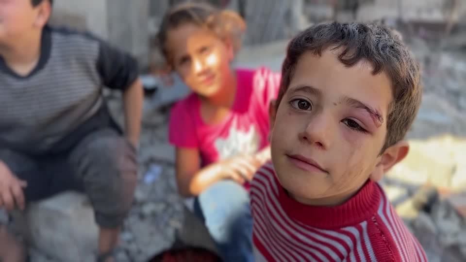 Video: Verzweiflung im Gazastreifen - Ringen um Verlängerung der Feuerpause Video: Verzweiflung im Gazastreifen - Ringen um Verlängerung der Feuerpause