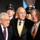 Kissinger und Co. in Leipzig zum 25. Jahrestag der "Friedlichen Revolution"