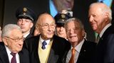 Kissinger und Co. in Leipzig zum 25. Jahrestag der "Friedlichen Revolution"