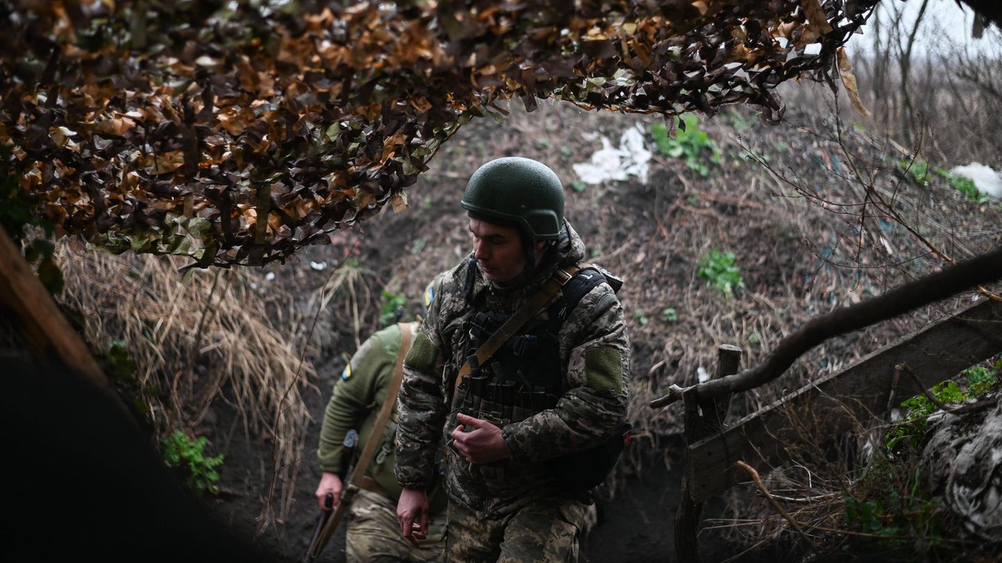 Donetsk, Ukraine: Soldaten an der Front