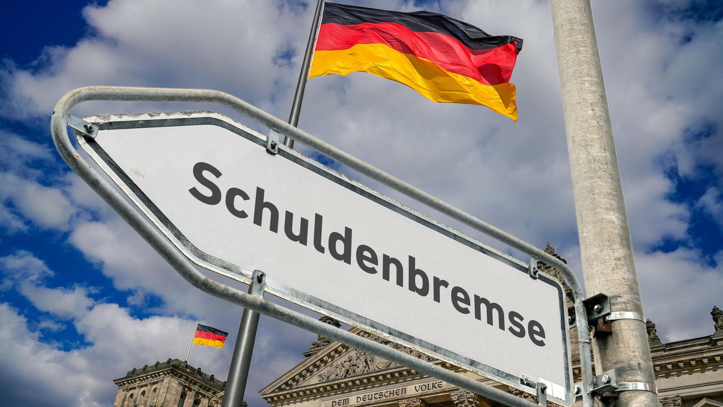 Die Schuldenbremse ist Streitthema im Berliner Reichstag (Symbolbild)