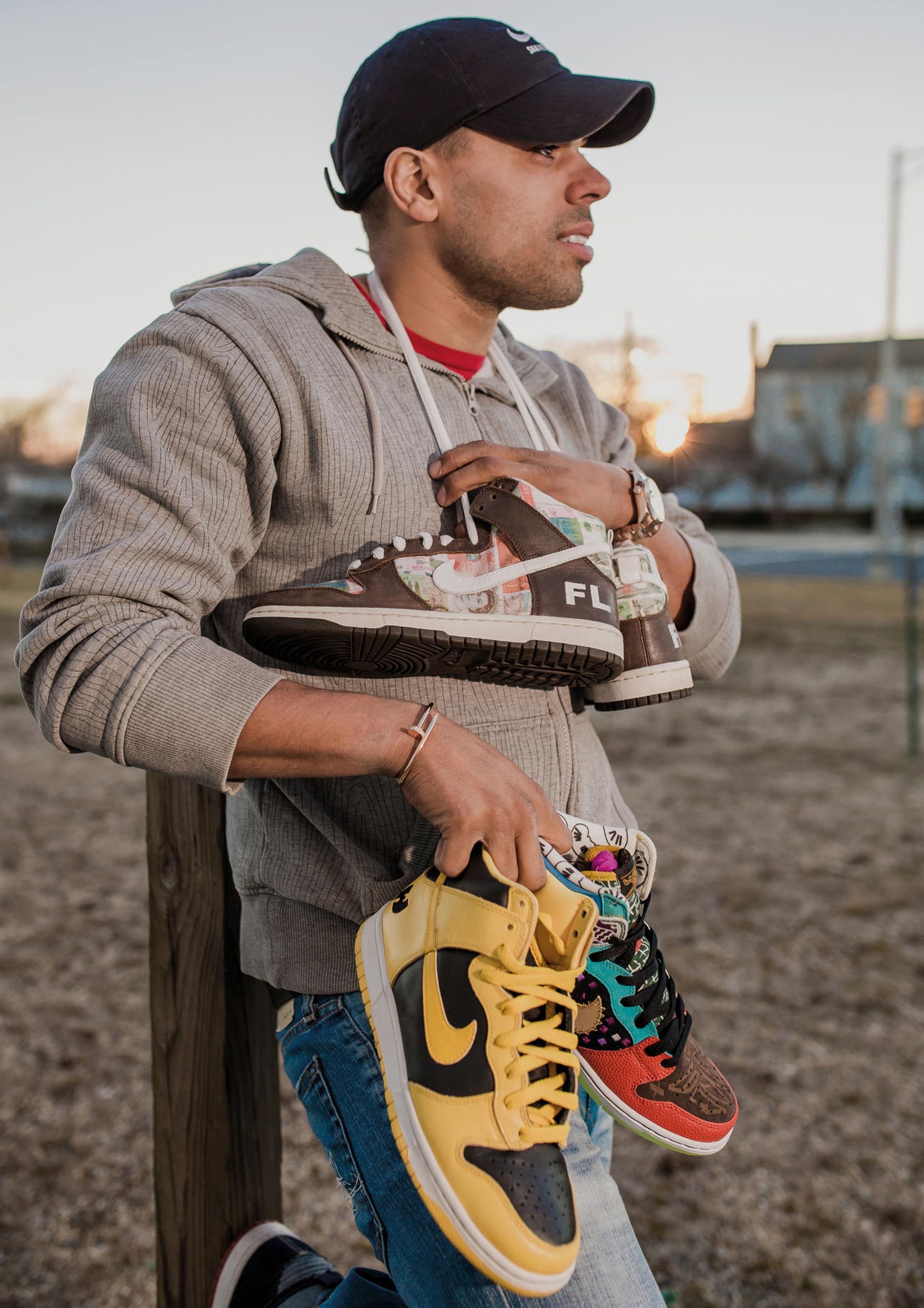 Schuhe sind ihr ganzes Leben: Bildband zeigt die größten Sneaker-Sammler  der Welt | STERN.de