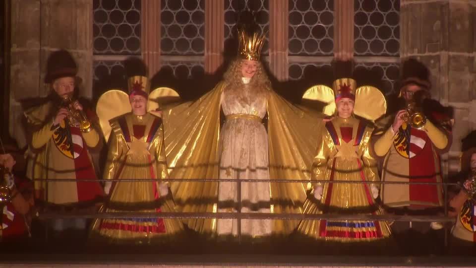 Video: "Geht nicht ohne" - Christkind eröffnet Nürnberger Weihnachtsmarkt