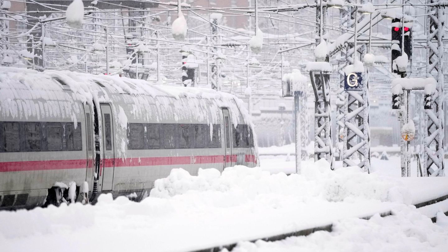 Schneechaos in Süddeutschland Schneechaos in Süddeutschland