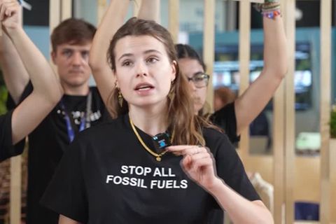 Video: COP28: Klimaaktivistin kritisiert Scholz in Dubai