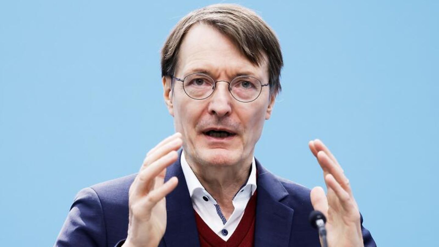 Werbegesicht der Corona-Impfung: Gesundheitsminister Karl Lauterbach (SPD)
