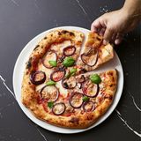 Pizza Tono e Cipolla