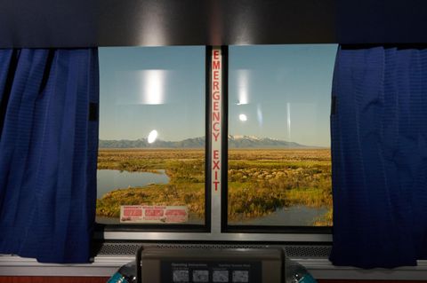 Der Salt Lake in Utah fotografiert aus dem Zugfenster