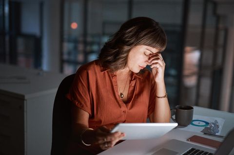 Ausgebrannt: Für Überlastung im Job gibt es viele Ursachen – aber auch Wege heraus