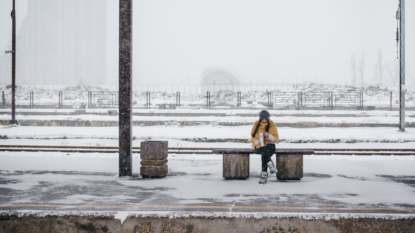 Verkehrschaos: Wenn Flüge Und Züge Wegen Schnee Ausfallen: Das Sind ...