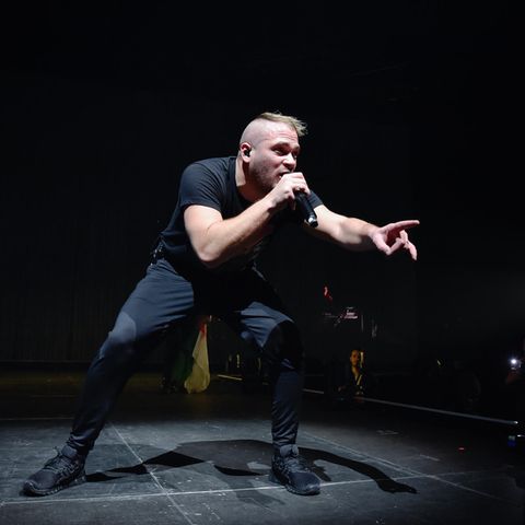 Jul performt in der AccorHotels Arena am 13 November 2019 in Paris, Frankreich. 
