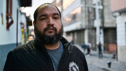 Umweltschützer Óscar Sampayo in seinem Exil, Kolumbiens Hauptstadt Bogotá. Schutz allerdings braucht er auch hier