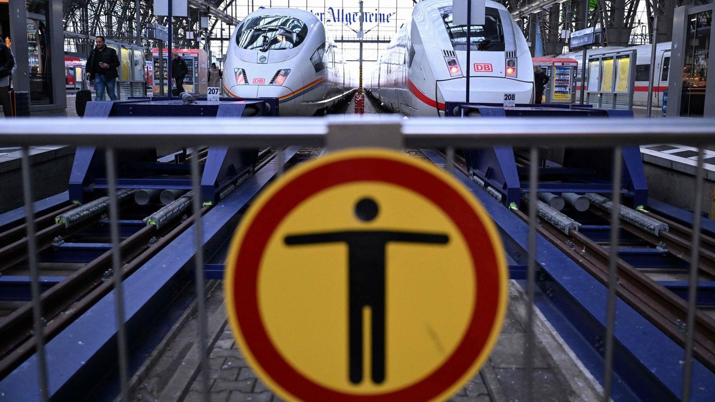 Rail strike: What passengers have to prepare for