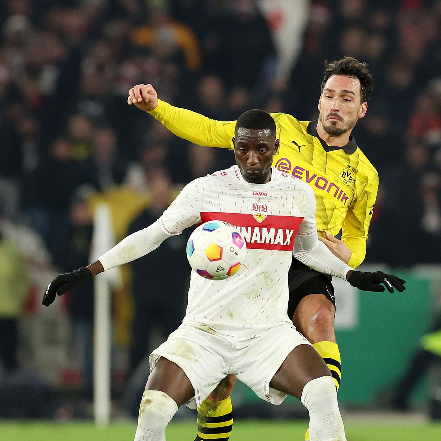 DFB-Pokal: Eintracht Frankfurt und Borussia Dortmund verlieren | STERN.de