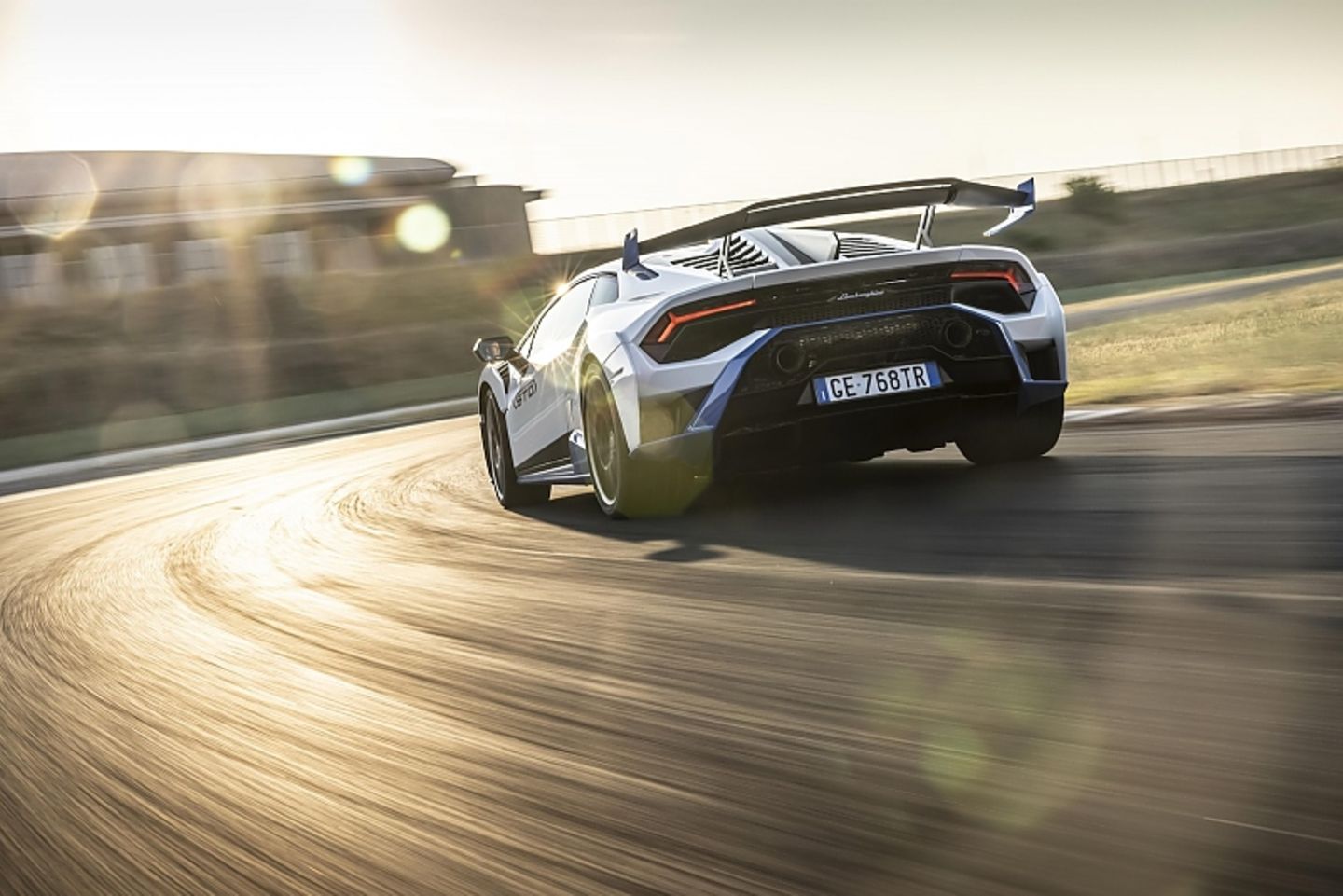 Lamborghini Huracan STO