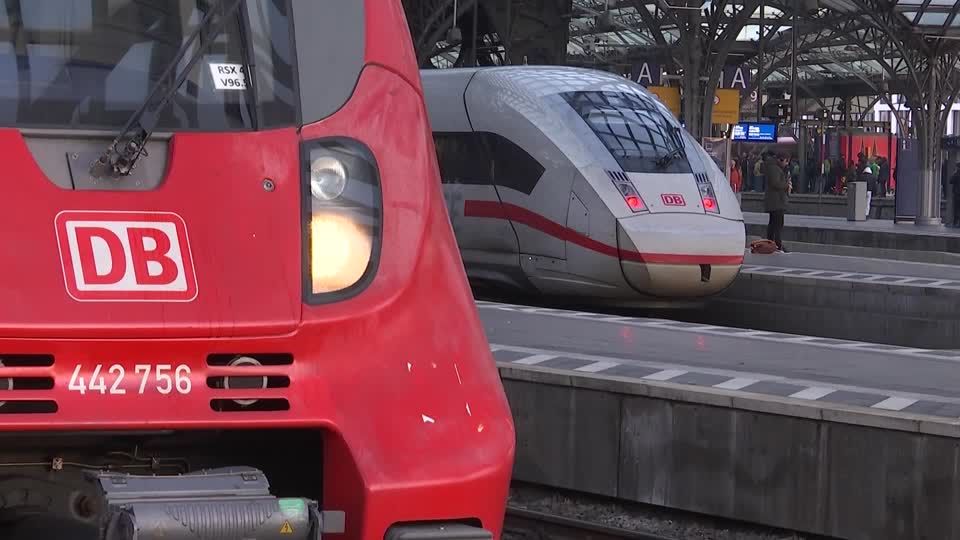 Video: GDL-Warnstreik sorgt für Ärger und Verständnis bei Reisenden