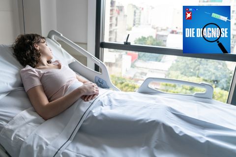 Eine Frau wird immer verwirrter im Krankenhaus