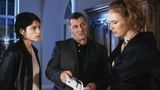 In dem Thriller "Rendezvous mit dem Teufel" war Hoenig 1999 an der Seite von Jasmin Tabatabai und Julia Jäger in ungewohnter Rolle zu sehen - als Hauptkommissar.