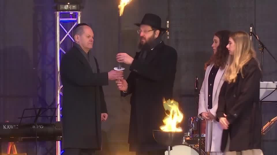 Video: Scholz - Jüdisches Leben gehört "untrennbar" zu Deutschland Video: Scholz - Jüdisches Leben gehört "untrennbar" zu Deutschland