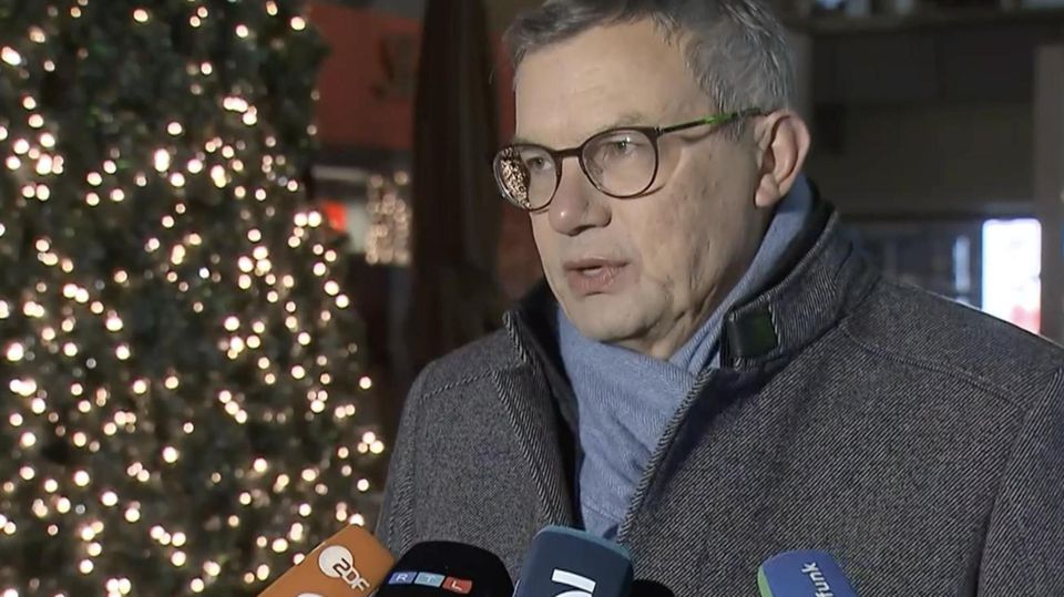 Tarifstreit: "Das ist unkollegial": Das sagen Bahn-Sprecher, Lokführer und Reisende zum Streik