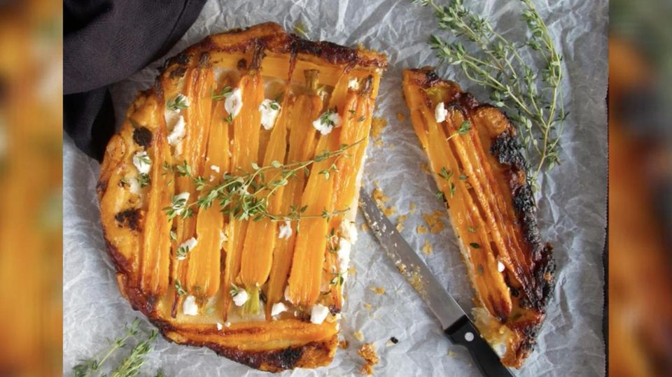 Lecker und festlich: Blitzrezept: Diese Karotten-Ziegenkäse-Tarte ist in zehn Minuten fertig Lecker und festlich: Blitzrezept: Diese Karotten-Ziegenkäse-Tarte ist in zehn Minuten fertig