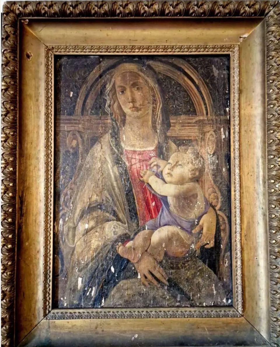 Botticellis "Madonna mit dem Kind": Schmutz und Risse: Das Gemälde weist nach fünf Jahrzehnten unsachgemäßer Lagerung einige Schäden auf Schmutz und Risse: Das Gemälde weist nach fünf Jahrzehnten unsachgemäßer Lagerung einige Schäden auf
