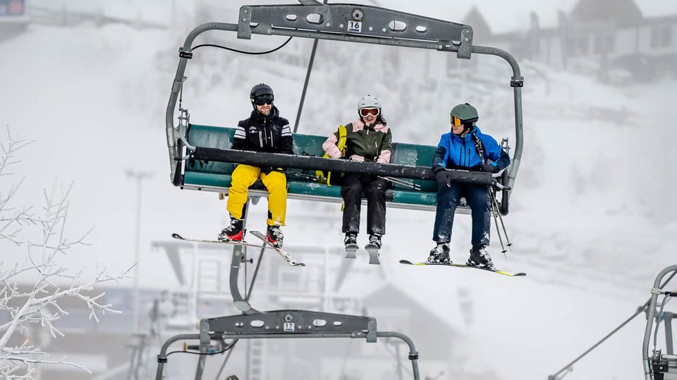 Ein Sessellift in Winterberg in Deutschland (Symbolbild)