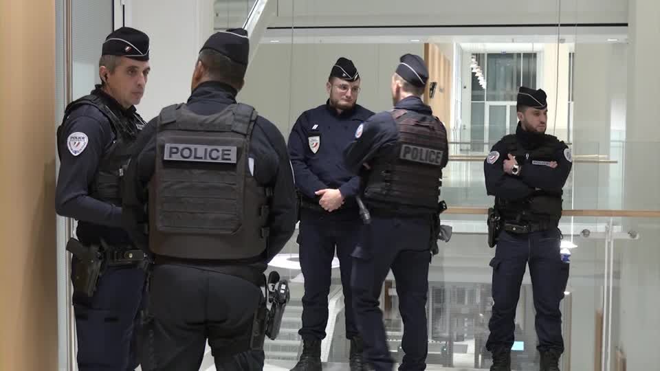 Bluttat in Paris: Sechs Teennager nach Mord an Lehrer Samuel Paty verurteilt