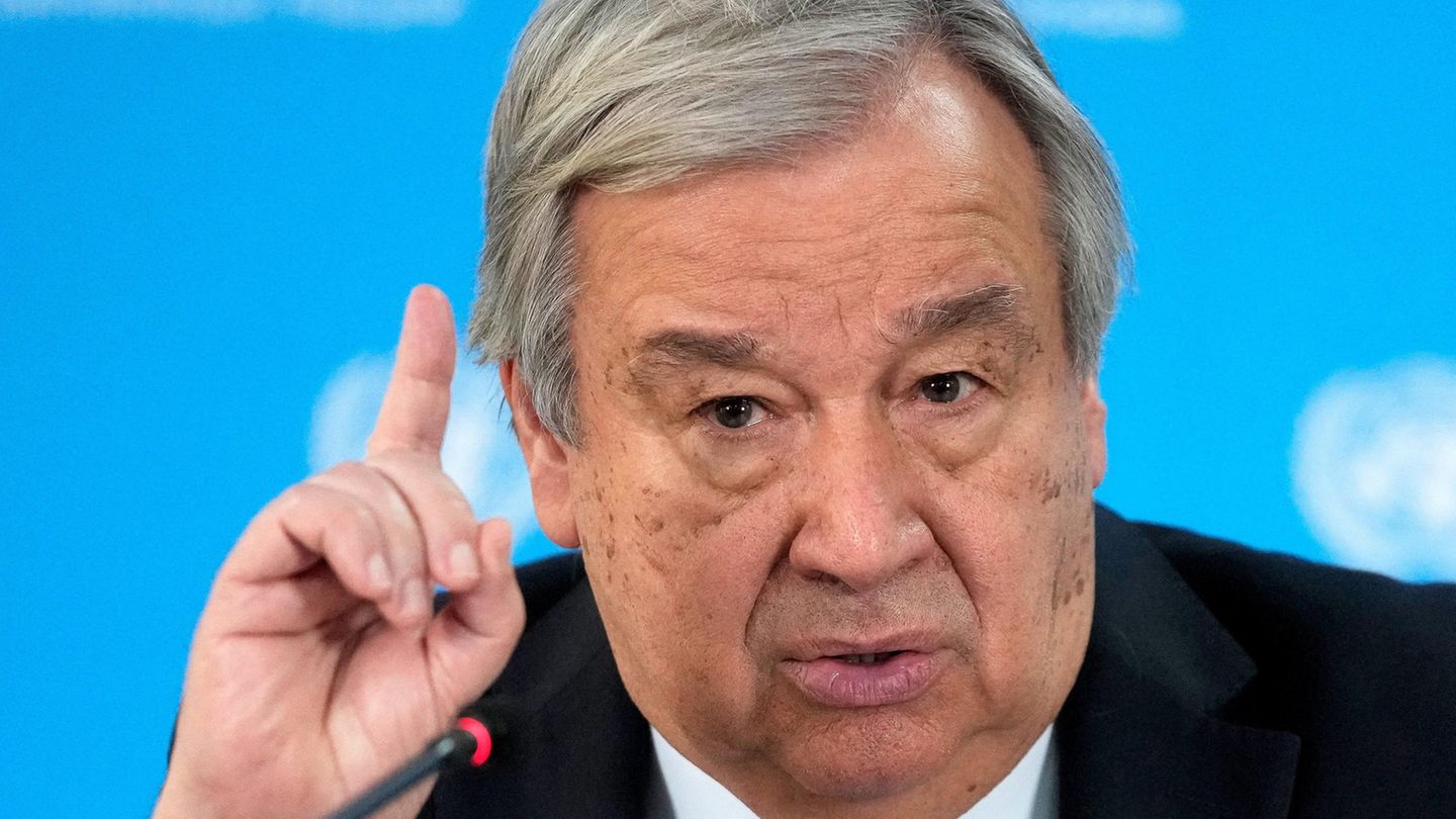 António Guterres spricht während eines Besuchs im UN-Büro in Nairobi
