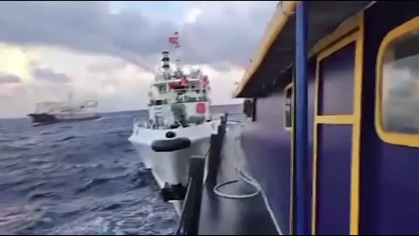 China and Philippines: Video shows collision between two coast guard ships