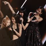 Wer an Girlbands denkt, dem kommen vielleicht als erstes Gruppen wie die "Spice Girls" in den Sinn. Doch die am häufigsten gesuchte weibliche Popgruppe ist die K-Pop-Kombo "Blackpink". Und auch das männliches Pendant kommt aus Korea. Die meistgesuchte Boyband sind nicht etwa die "Backstreet Boys" oder "'NSYNC", sonder die Gruppe "BTS". 