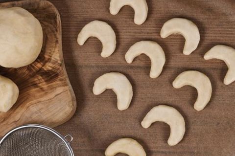Weihnachtsbäckerei: Vanillekipferl mal anders: Diese köstlichen Puddingkipferl versüßen Ihnen die Adventszeit
