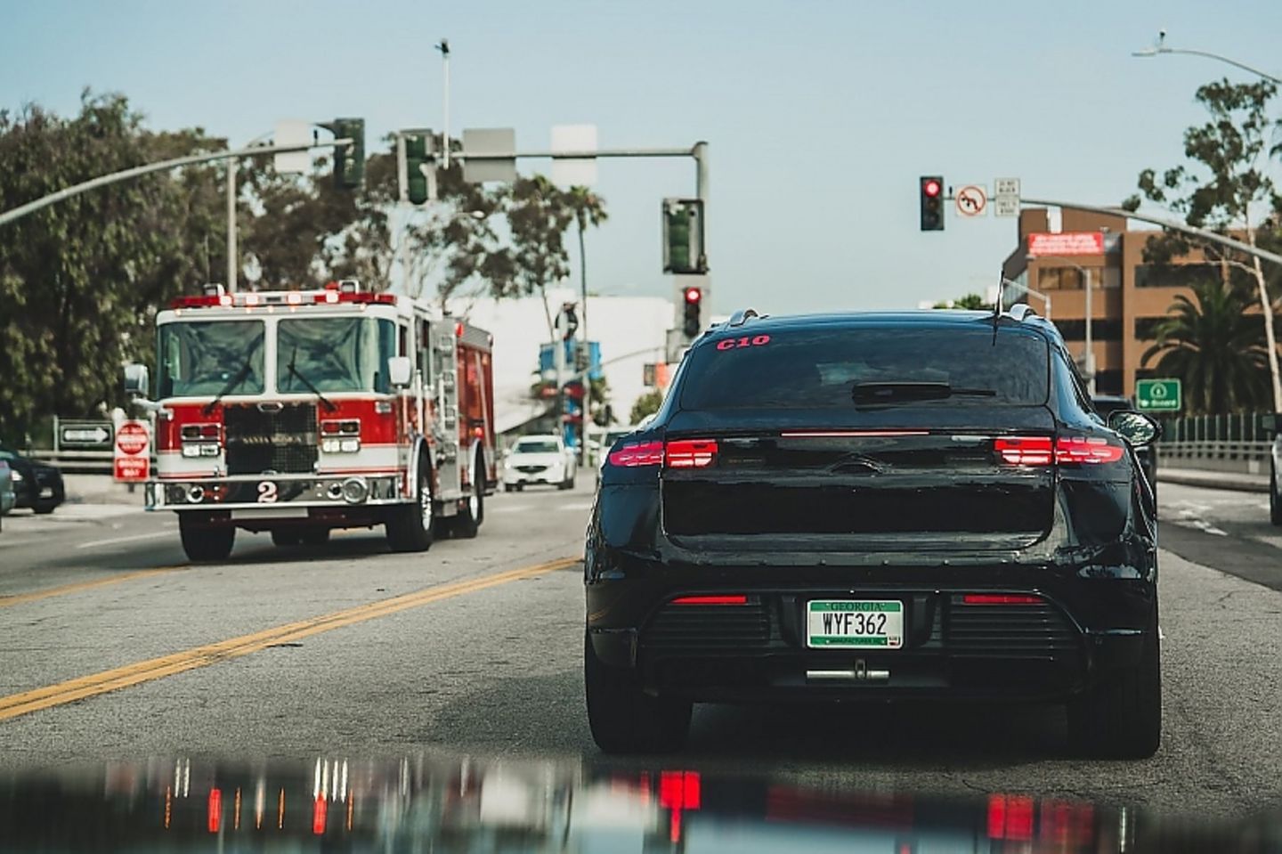 Porsche Macan E 2024