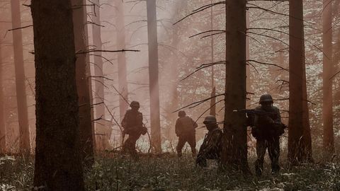 Soldaten im Wald