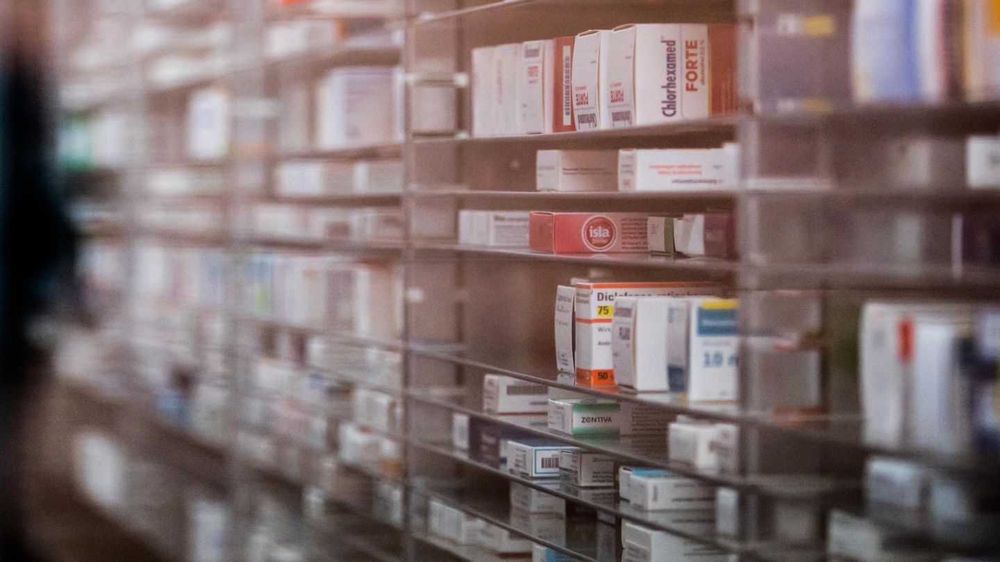 “About risks and side effects…”: Medication information is changed
