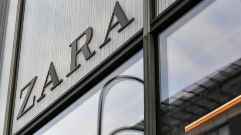 Das Bild zeigt das Markenlogo einer Zara-Filiale