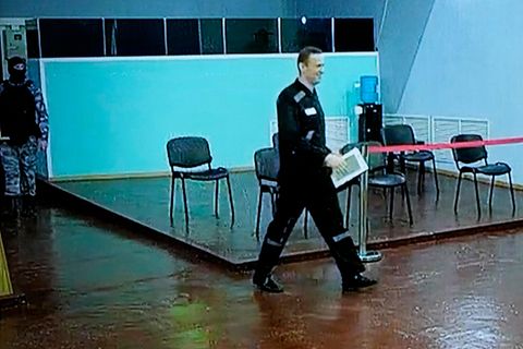 Alexej Nawalny bei einem Gerichtstermin im August