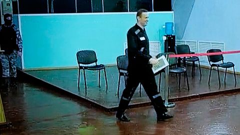 Alexej Nawalny bei einem Gerichtstermin im August