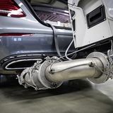 Abgasmessung bei Mercedes